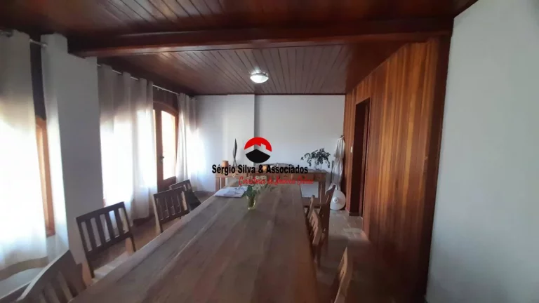 Imagem Casa a Venda na Região do Descansópolis em Campos do Jordão - SP