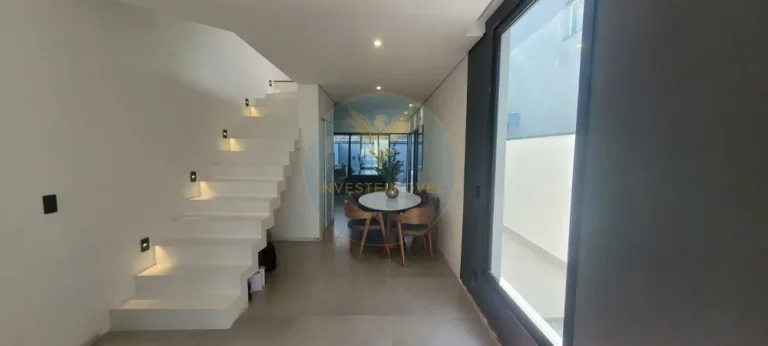Imagem Casa moderna com gourmet e piscina na Granja Viana