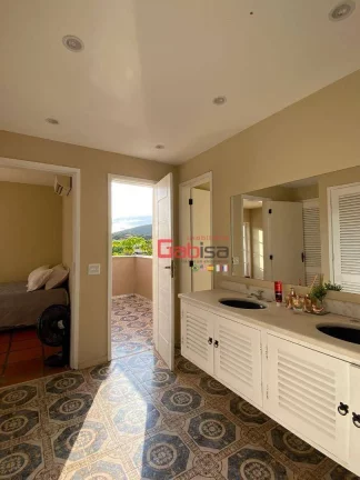 Imagem Casa com 5 dormitórios à venda, 579 m² por R$ 2.500.000,00 - Ogiva - Cabo Frio/RJ