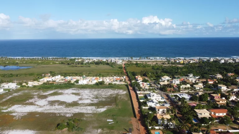 Imagem Terreno à Venda, 480 m² em Barra Do Jacuipe - Camaçari