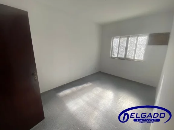 Imagem DELGADO aluga CASA PARA FINS COMERCIAIS no CENTRO de Itaboraí-RJ., 5 quartos, 2 salas, 4 banheiros, 4 vagas de garagem, 280m².