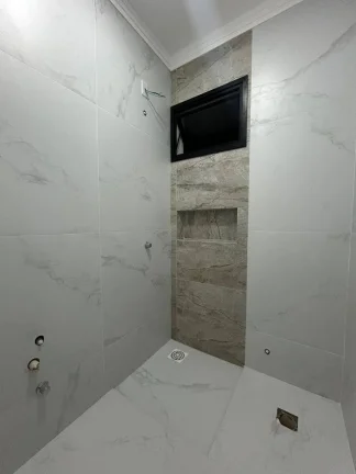 Imagem Casa de três quartos em Ingleses.