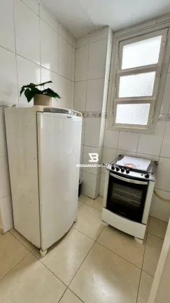 Imagem Kitnet com 1 dormitório à venda, 29 m² por R$ 268.000,00 - Pitangueiras - Guarujá/SP