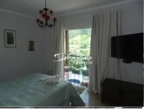 Imagem Casa com 4 dormitórios à venda, 178 m² por R$ 790.000,00 - Vargem Grande - Teresópolis/RJ