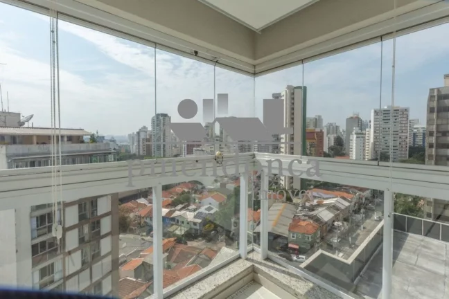 Imagem Apartamento à Vvenda em Perdizes com 03 sui­tes e 03 vagas, 127m²