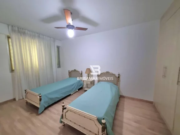 Imagem PITANGUEIRAS - NA SEGUNDA QUADRA DA PRAIA , LOCALIZAÇÃO ESPETACULAR, GARAGEM DEMARCADA NO PRÉDIO.