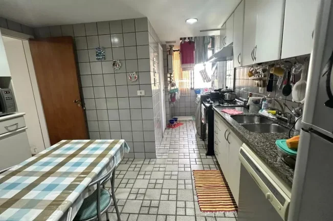Imagem Apartamento para Venda em Rio de Janeiro, Barra da Tijuca, 4 dormitórios, 1 suíte, 3 banheiros, 2 vagas