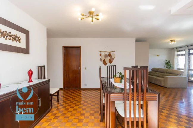Imagem Ampla casa térrea com 208 m², 4 quartos à venda por R$ 1.490.000 - Jardim Social - Curitiba/PR