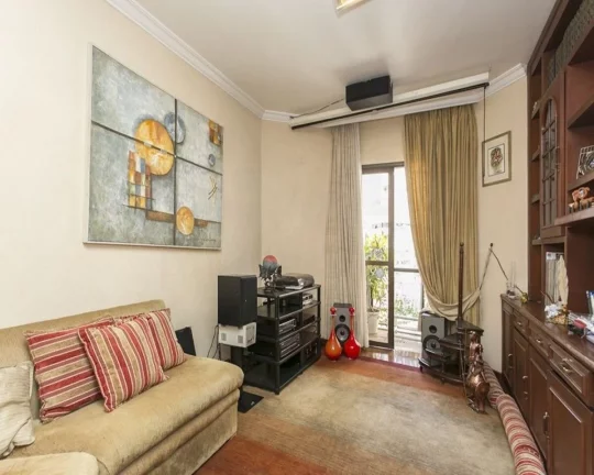 Imagem Apartamento amplo com living, sacada, lavabo, 3 quartos sendo 2 suítes, wc social, cozinha, área d
