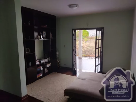 Imagem Sobrado a venda na Vila Lavínia em Mogi das Cruzes SP