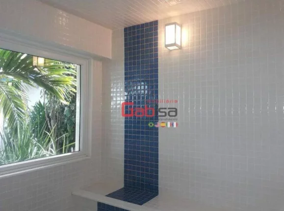 Imagem Casa com 4 dormitórios à venda, 110 m² por R$ 2.000.000,00 - Village de Búzios - Armação dos Búzios/RJ