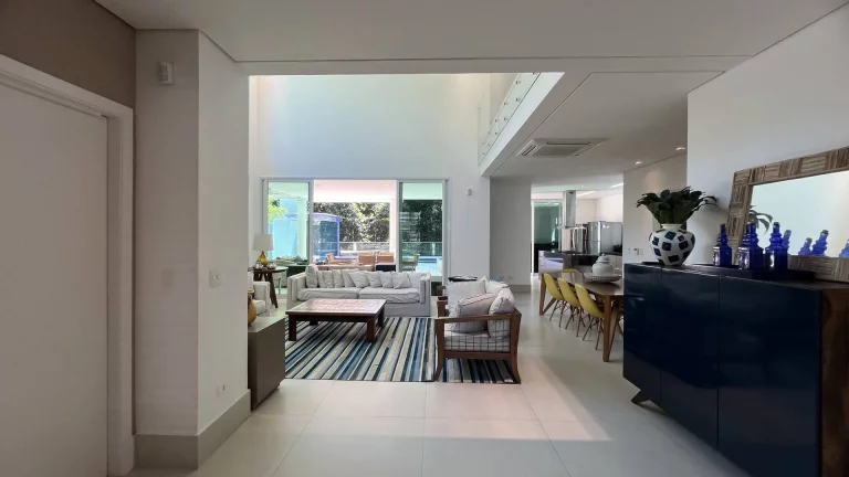 Imagem Casa Moderna e Decorada á venda na Riviera - Módulo 5