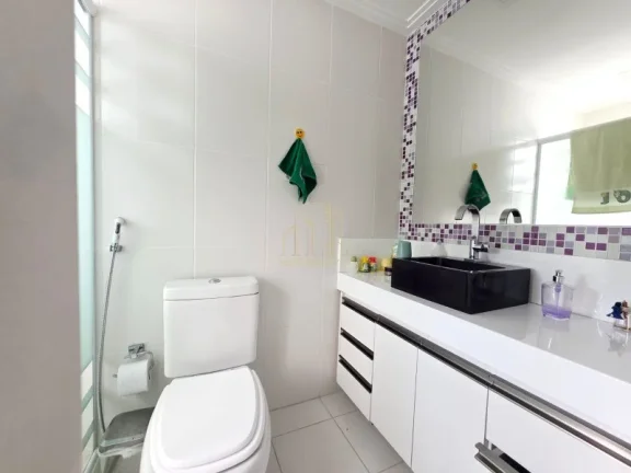 Imagem Apartamento de Luxo à Venda em Salvador-BA, Patamares 4 Quartos, 3 Suítes, Nascente, Vista Mar Construção Janeiro 2012 195m² 3 Vagas