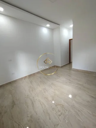 Imagem Casa térrea, 3 dormitórios ( 1 suíte), 4 vagas Golden Park Jacareí.