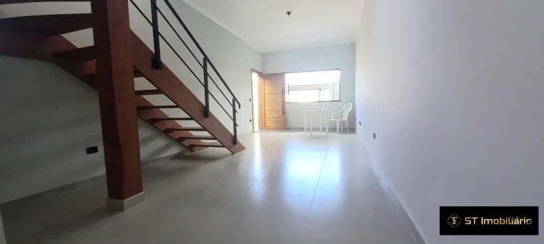 Imagem Sobrado a Venda em Atibaia c/ excelente localização