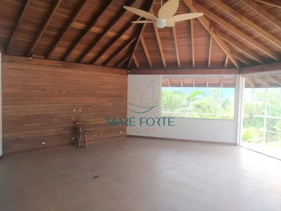 Imagem LINDA CASA COM DESLUMBRANTE VISTA EM CONDOMINIO DE ALTO PADRÃO!