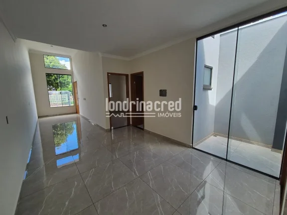 Imagem Casa na Zona Norte com 2 Dormitórios, 80m² de Área Útil, Terreno de 125m² e Churrasqueira