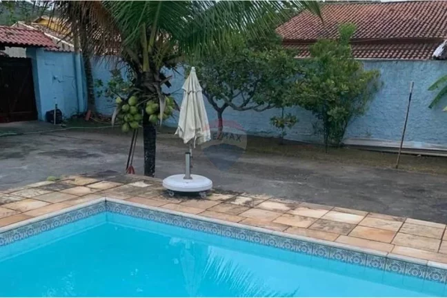 Imagem Ótima casa com 600m2 de terreno, Piscina, três quartos, sendo duas suítes no Jardim Atlântico Oeste, Itaipuaçu, Maricá