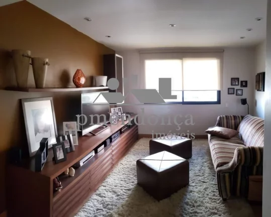 Imagem Apartamento Duplex com 173 m2, totalmente renovado a venda em Perdizes, 2 suí­tes e 3 vagas