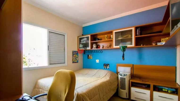 Imagem Sobrado à venda 3 Quartos, 1 Suite, 4 Vagas, 207M², Campestre, Santo André - SP