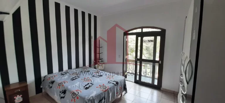Imagem Chácara à venda em Franco da Rocha-SP, bairro Chácaras Maristela: 3 quartos, 1 suíte, 2 salas, 2 banheiros, 4 vagas de garagem, 300m².