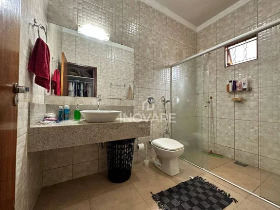 Imagem Casa com 3 dormitórios à venda, 200 m² por R$ 600.000,00 - Jardim Morumbi - Itumbiara/GO
