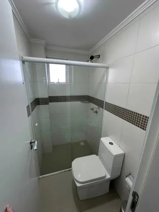 Imagem Apartamento semi-mobiliado com 1 suíte, 2 Demi e 2 vagas de garagem na Praia Brava em Itajaí