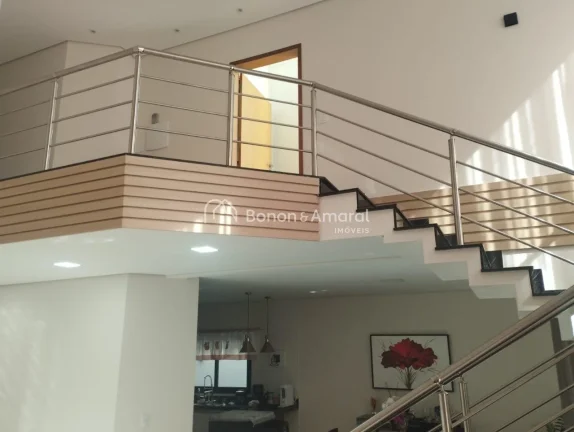 Imagem Com um projeto que une elegância e funcionalidade, esta residência oferece 240m² de área constru...