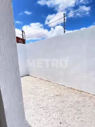 Imagem Casa à venda no Bairro Pedro Raimundo com 2 quartos, Petrolina-PE
