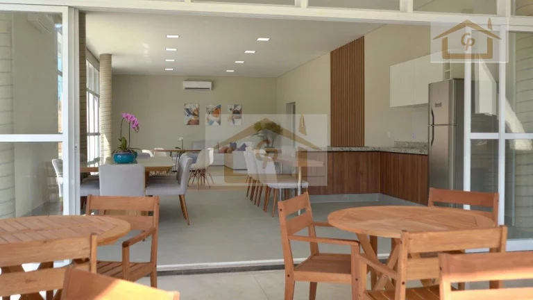 Imagem Casa com 3 quartos sendo um suíte, 3 vagas. Novidade na Granja Viana!