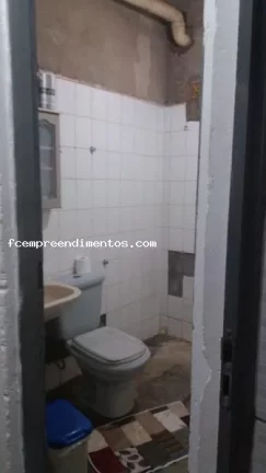 Imagem Sobrado para Venda em Limeira, Parque Residencial Belinha Ometto, 3 dormitórios, 1 suíte, 1 banheiro, 5 vagas