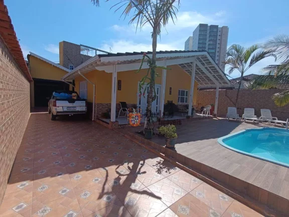 Imagem Casa com 4 dormitórios à venda, 286 m² por R$ 750.000 - Nossa Senhora de Fátima - Mongaguá/São Paulo
