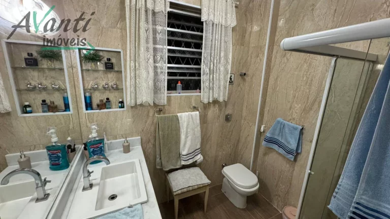 Imagem Sobrado á venda na Encruzilhada em Santos