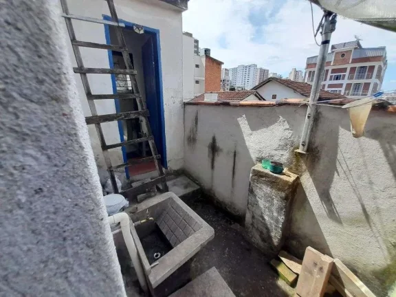 Imagem Casa à venda em Barbacena, Centro, com 2 quartos, 140m2