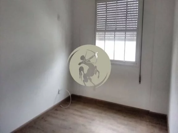 Imagem APARTAMENTO NO EMBARÉ TOTALMENTE REFORMADO,PRÉDIO COM ELEVADOR, SALA PARA 2 AMBIENTES, DORMITÓRIO...