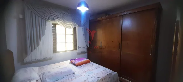 Imagem Vendo ou Troco Casa e Chacara
