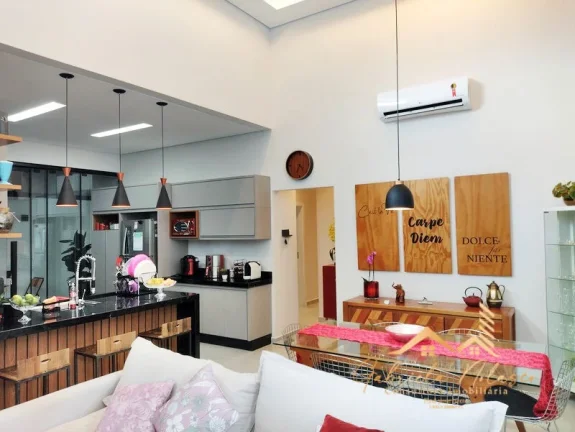 Imagem Casa em Condomínio Santa Mônica I