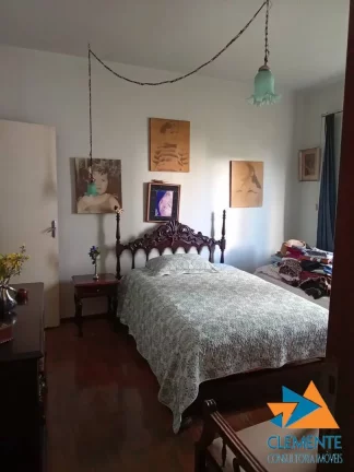 Imagem Casa com 6 quartos no Sion próximo da praça Nova York
