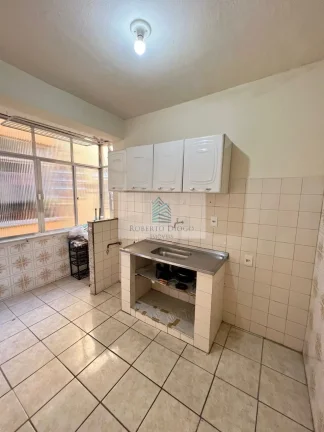 Imagem Apartamento à venda em Niterói-RJ, bairro São Lourenço: 2 quartos, 1 sala, 1 banheiro, 1 vaga de garagem - 50m² de área.