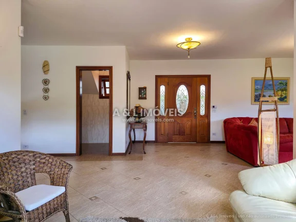 Imagem Casa à Venda na Aldeia Austríaca em Campos do Jordão - 6 Suítes e 640 m²
