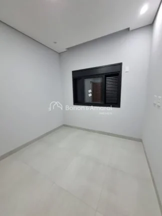 Imagem Casa à venda em condomínio, Paulinia, em construção, 3 suites, master, lavabo, living pé direito alto, área gourmet integrada, quintal, WC de serviço, fino acabamento, armários, despensa,aquecimento solar, preparação para AC., piscina,lazer no condomínio.