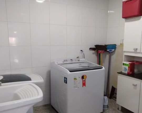 Imagem * SOBRADO NA V. UNIVERSITÁRIA C/ 3 DORMS; SUÍTE, 3 VAGAS DE GARAGEM.