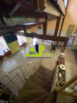 Imagem Salão Comercial de Alto Padrão para Locação na Penha de França, São Paulo-SP: 1 Sala, 3 Banheiros, 90m² de Área