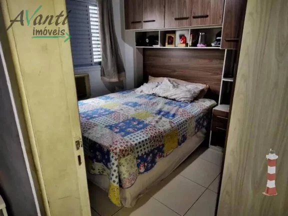 Imagem Casa 2 dormitórios à venda na Vila Voturuá - São Vicente/SP