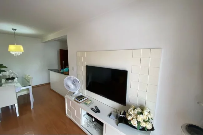 Imagem Excelente apartamento de dois quartos na Praça Seca