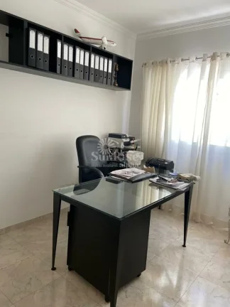Imagem Casa mobiliada para alugar em Alphaville com 350 m² com 4 quartos e 4 vagas - Melville - Santana de Parnaíba/SP