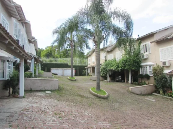Imagem Sobrado com 3 dormitórios à venda, 100 m² por R$ 300.000,00 - Santa Tereza - Porto Alegre/RS