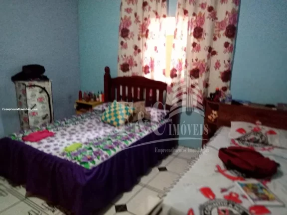 Imagem Casa para Venda em Cajamar, Guaturinho, 1 dormitório, 1 banheiro, 2 vagas