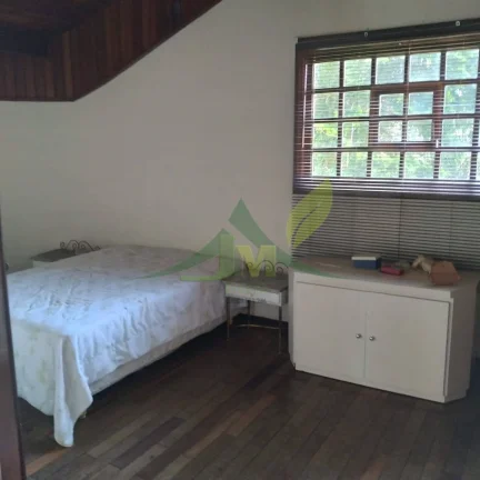 Imagem Bela Casa à Venda no Condomínio Clube da Montanha em Atibaia