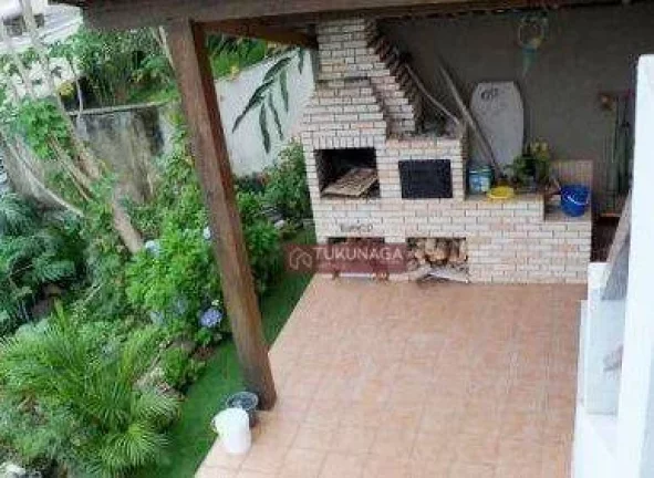 Imagem Casa com 3 dormitórios à venda, 217 m² por R$ 1.590.000,00 - Jardim Imperial Hills III - Arujá/SP